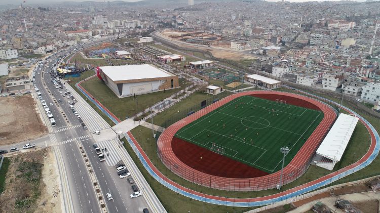 Hasan Celal Guzel Millet Bahcesi Yuzme Havuzu Yaz Spor Okullariyla Kapisini Acacak Mygaziantep Com