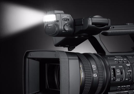 Sony Yeni Ürünü Full HD Kamerası HXR-NX5R&#039;yi Tanıttı