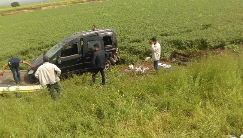 Araç buğday tarlasına uçtu: 1 yaralı