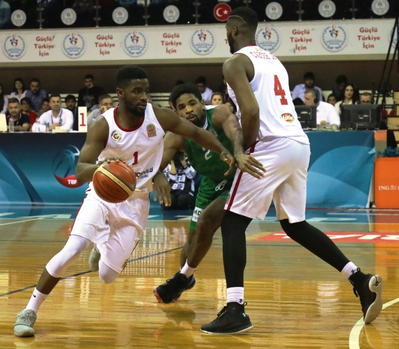 Gaziantep Basketbol kendini ateşe attı