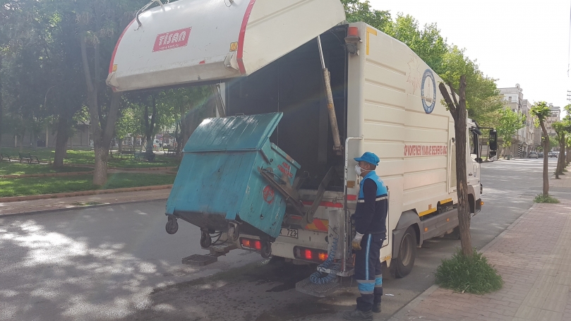 Şahinbey’de Çöp Konteynırları Temizleniyor