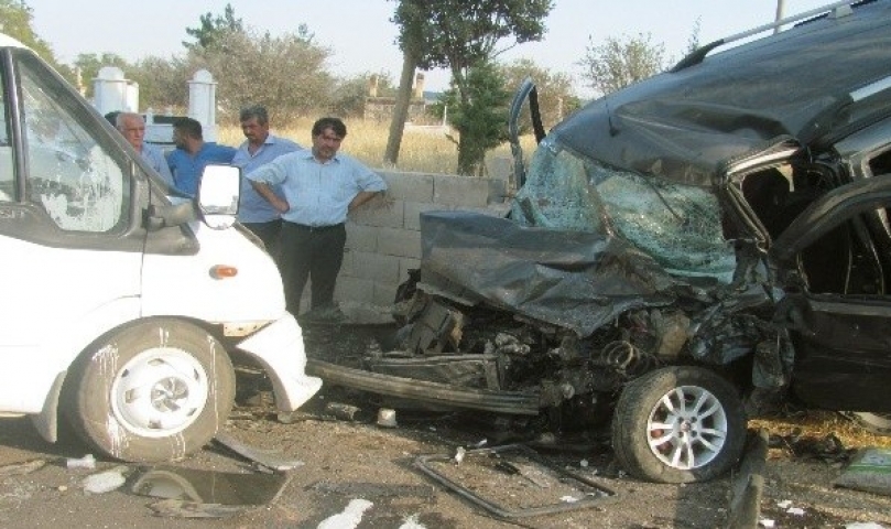 Gaziantep’te feci kaza: 1 ölü, 10 yaralı