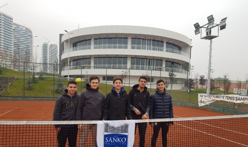 SANKO Okulları Tenis Takımı İl İkincisi