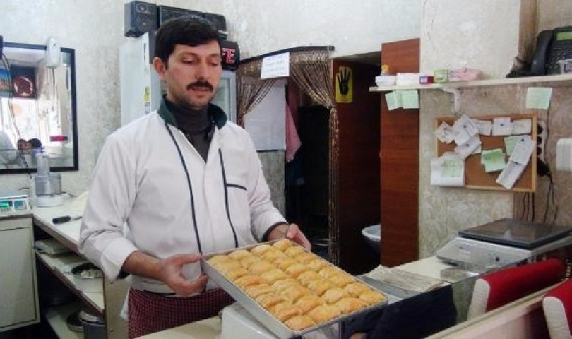 Şanlıurfalı Tatlıcıdan Yeni Bir Tatlı Türü ; "Kadlava"