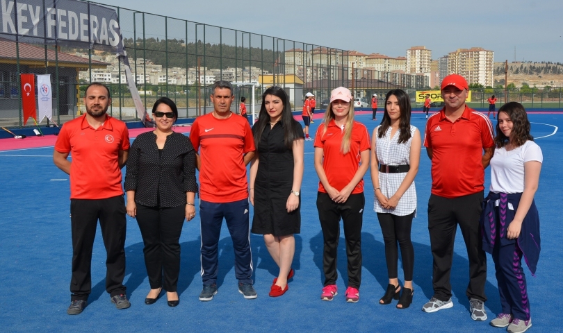 Gazişehir Kadın taraftarlardan Polisgücü’ne tam destek