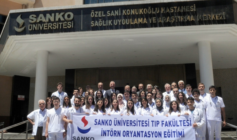 SANKO Üniversitesi Tıp Fakültesi’nde ilk intörn doktorlar eğitimlerine başladı