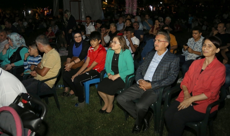 “Yazlık Sinema Günleri” yoğun ilgi gördü