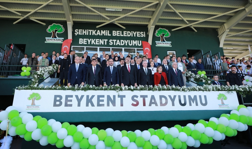 Beykent Stadyumu’na görkemli açılış