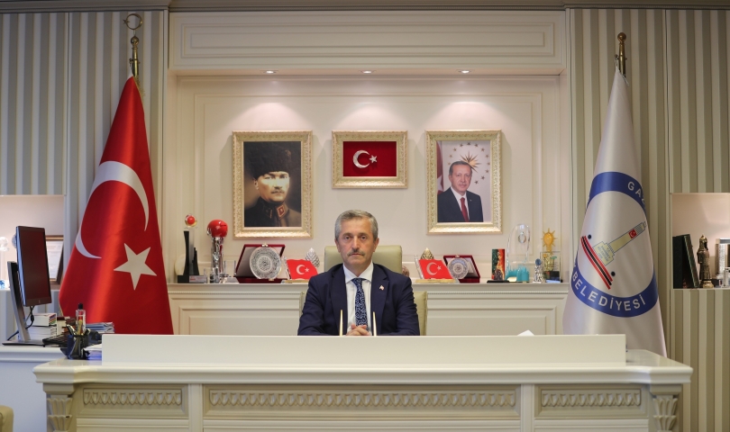 Tahmazoğlu: Büyük kahramanı rahmetle anıyorum