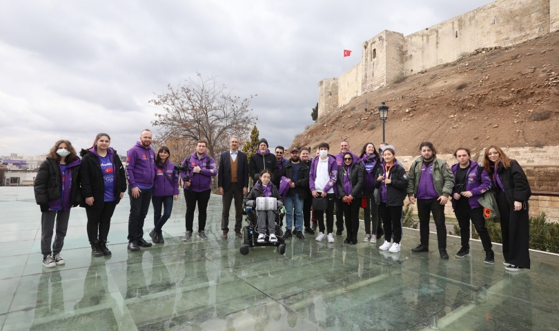 Dünya’nın en hızlı kadın drone pilotları tarihi Gaziantep Kalesi semalarında prova yaptı