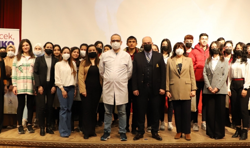 SANKO Üniversitesi Akademisyenleri Kilis’te adayların sorularını yanıtladı