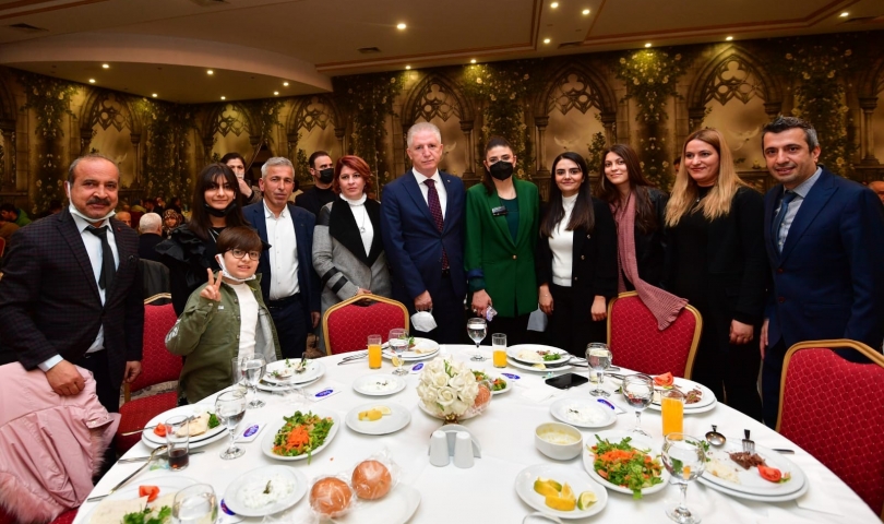 Vali Davut Gül gazi ve şehit aileleri ile bir araya geldi