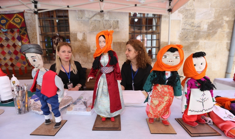 Gaziantep Büyükşehir ev sahipliğinde 4. Uluslararası Ezogelin Yöresel Bebek Çalıştayı başladı