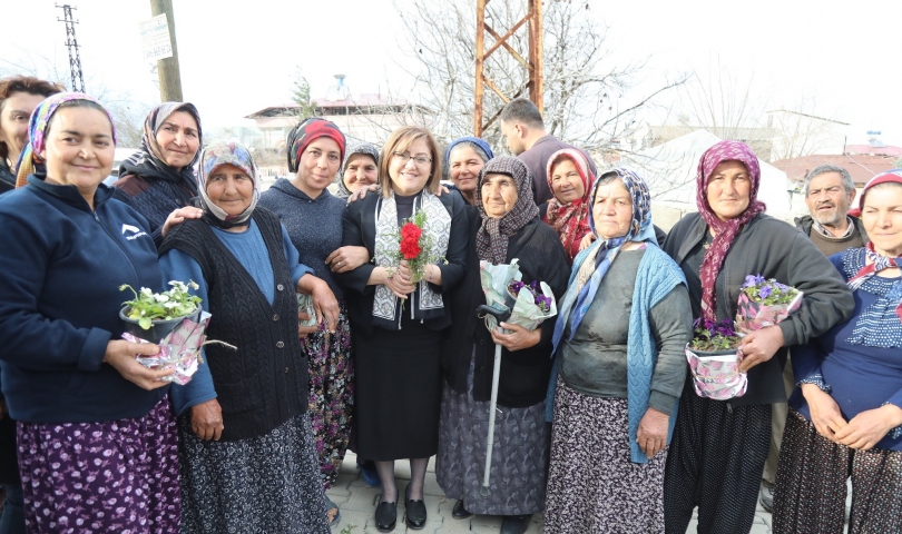 Başkan Şahin, Nurdağı’nın köylerinde yaşayan depremzedelerle bir araya geldi!