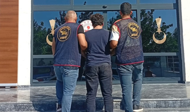 Aranan şahıs yakalandı