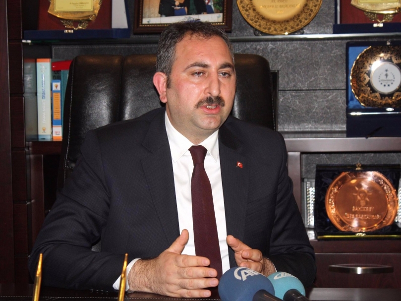 Abdülhamit Gül, Antep’e ’gazi’ unvanının verilmesinin yıl dönümünü kutladı