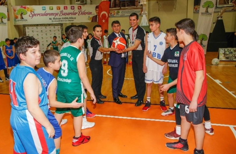 Sportif organizasyonlar hız kesmiyor