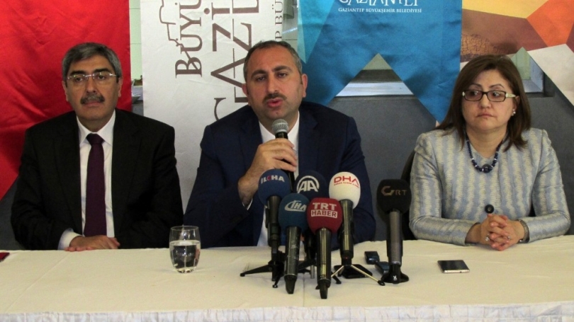 Abdulhamit Gül referandum sonrası için konuştu