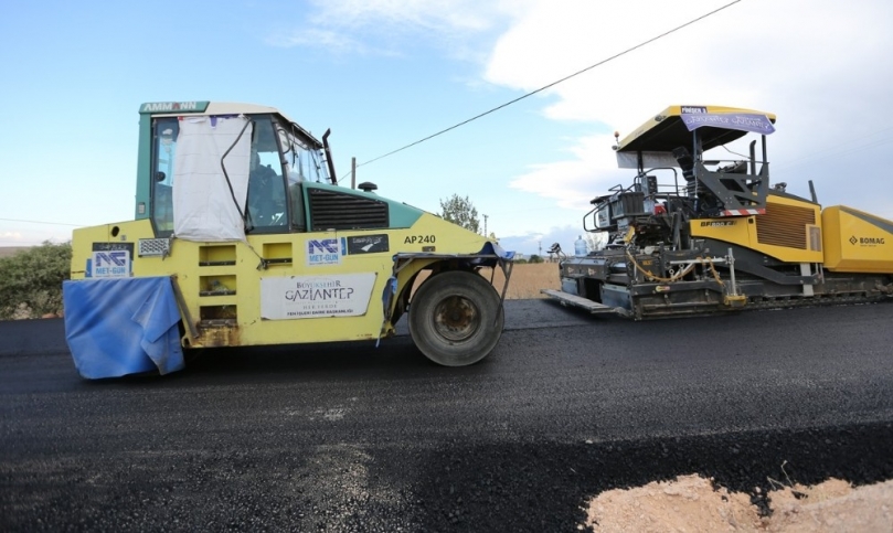 GBB'den Şehitkamile 143 km asfalt