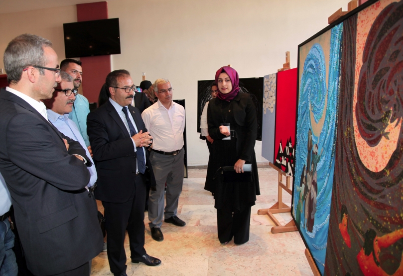 GAÜN Güzel Sanatlar Fakültesi Öğrencilerinden Anlamlı Sergi