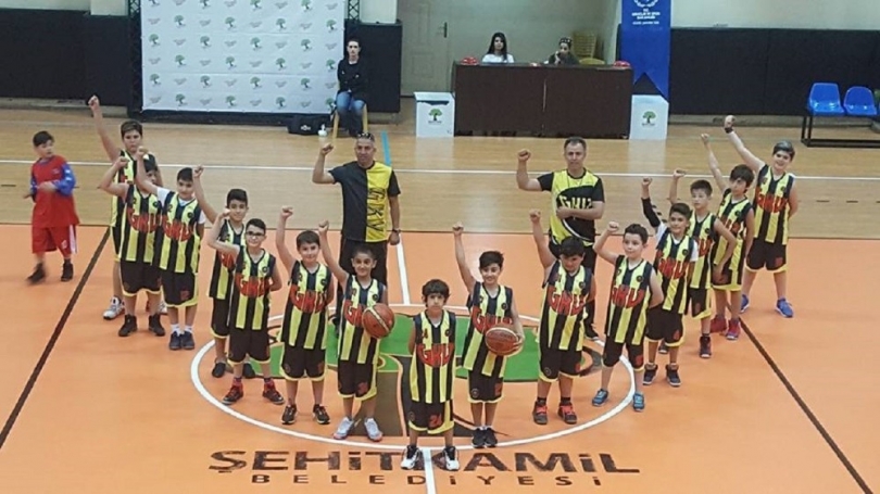 GKV Minikler Basketbol Takımı namağlup şampiyon