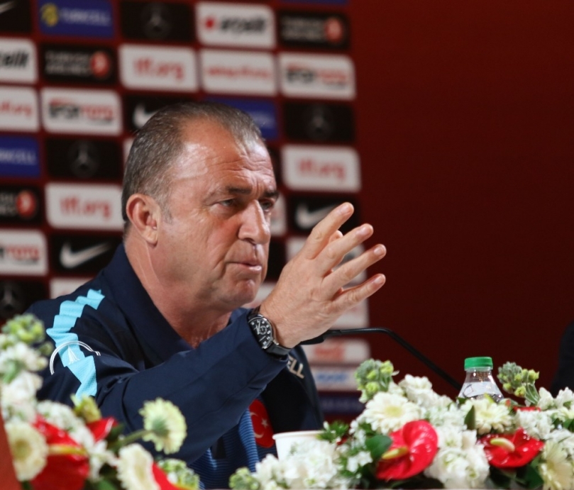 Fatih Terim görevi bıraktı