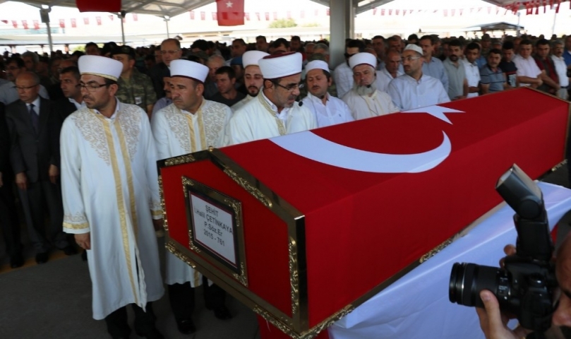 Hakkari şehidi gözyaşları içinde defnedildi