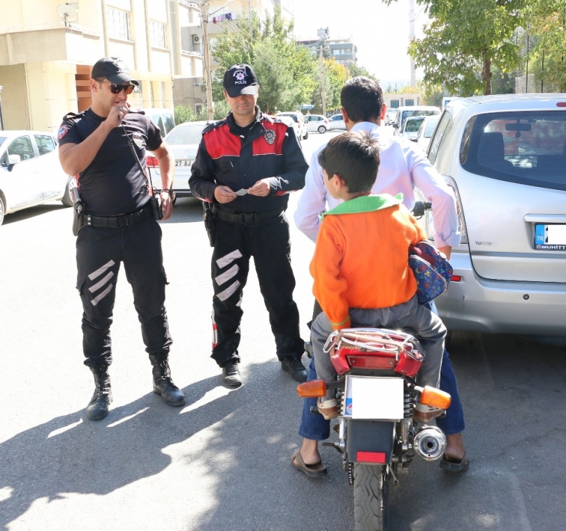 Gaziantep’te okul çevresinde bulunan ganyan bayiler denetlendi