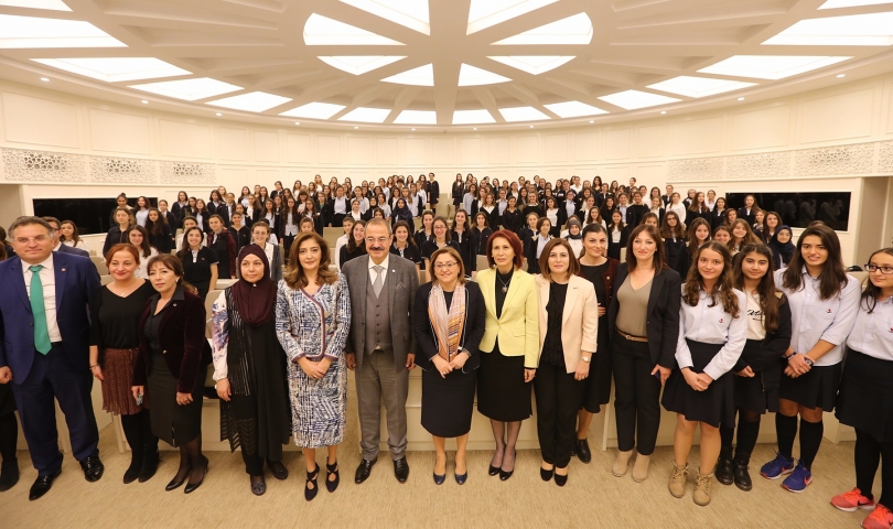 “Haydi Kızlar Yönetime” Projesinin Konuğu SANKO Okulları Oldu