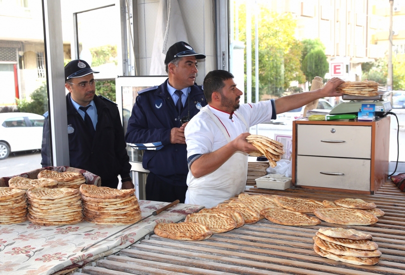 Şehitkamil Zabıtası Fırınları Denetledi