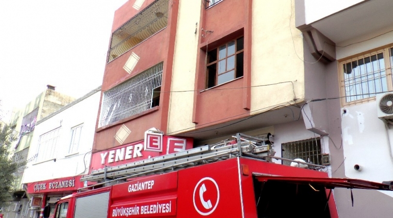 Gaziantep'te yangın: 1 ölü, 3 yaralı