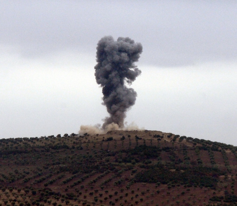 Afrin’de 2 askerin şehit olduğu mevziler yerle bir edildi