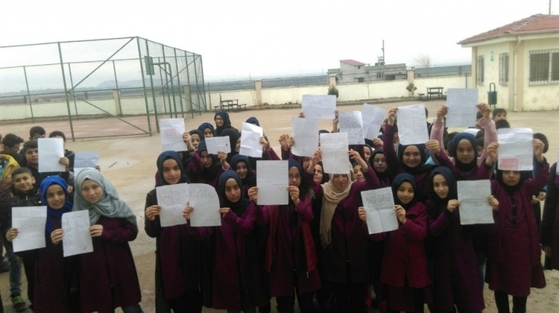 İmam Hatip Lisesi öğrencilerinden Mehmetçiğe mektup