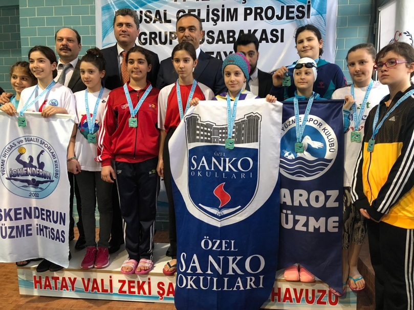 Sankolu Yüzücüler Türkiye Finaline Gidiyor