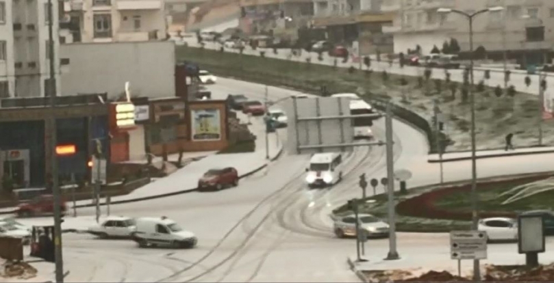 Gaziantep beyaza büründü