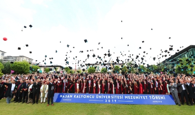 Hasan Kalyoncu Üniversitesi'nden 2000 öğrenci mezun oldu