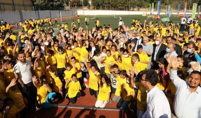 Gaziantep Büyükşehir İlçe Spor Şenliklerinin Startını Nurdağı’nda verdi