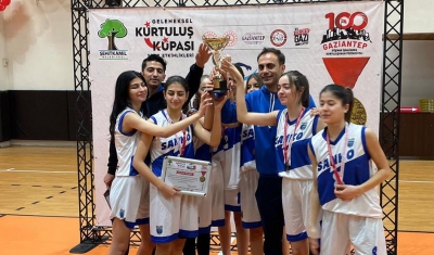 SANKO Okulları Genç Kızlar Basketbol Takımı il birincisi oldu