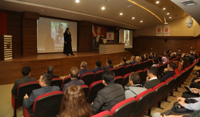 Gaziantep Büyükşehir, Vergi Dairesi çalışanlarına Metaverse ve İnovasyon Konferansı verdi