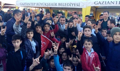 MHP Seyrantepe’de vatandaşlarla buluştu