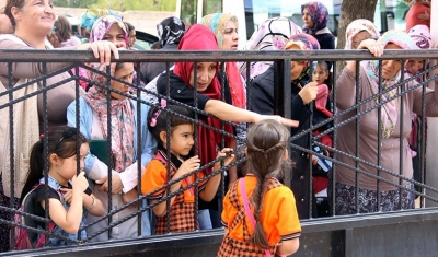 Gaziantep’te Velilerin Okula Girişi Yasaklandı