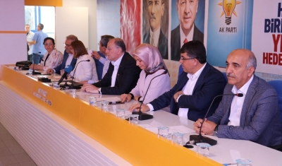 Gaziantep Ak Parti İl Meclis toplantısından 15 Temmuz kararı