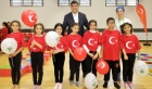 Minikler, minderde hayran bıraktı